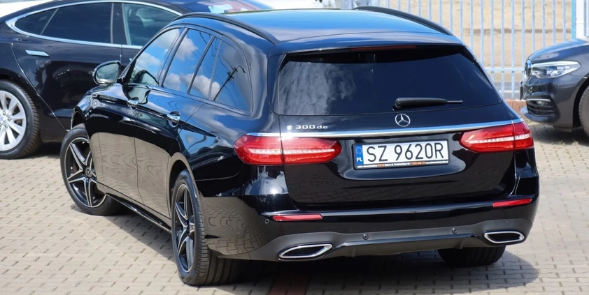 Mercedes-Benz Klasa E cena 159900 przebieg: 120000, rok produkcji 2019 z Hajnówka małe 781